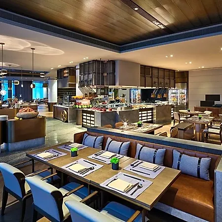 Intercontinental Hotels Shanghai Wonderland By Ihg-3
