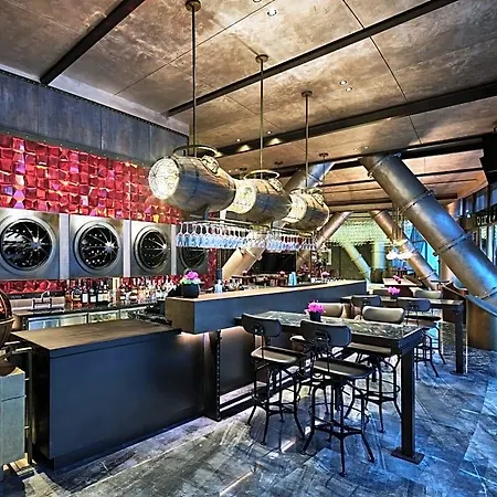 Intercontinental Hotels Shanghai Wonderland By Ihg-2